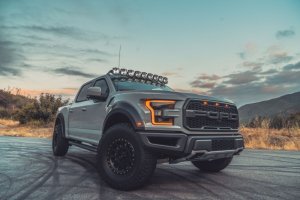 Ford Raptor LED Light Bar - Overhead - KC HiLiTES - Pro6 Gravity 9-Light Combo - Black - `15-`20